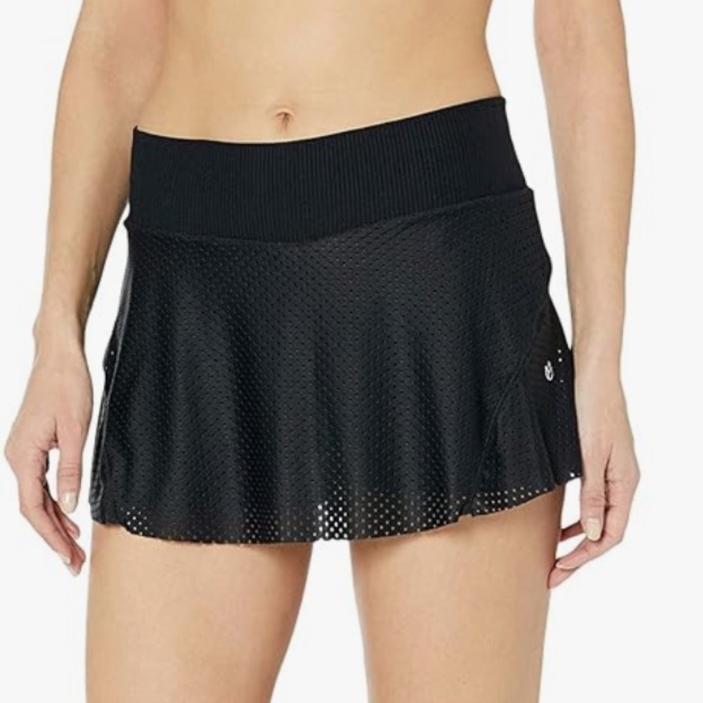 Maaji Black Lightweight Pleated Skort Size L